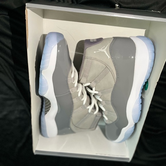 Air Jordan 11 Retro Cool Greys - Picture 2 of 7